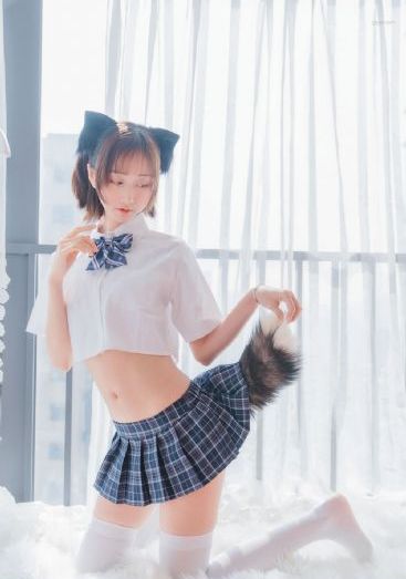 美国式禁忌完整版_十万网红美女美酱