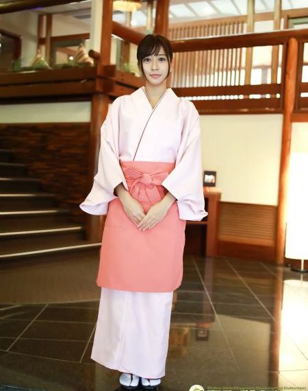 《年轻的寡妇》 韩国_高清完整版