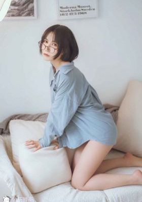 泌尿科女医生四中字_BD英语在线观看视频
